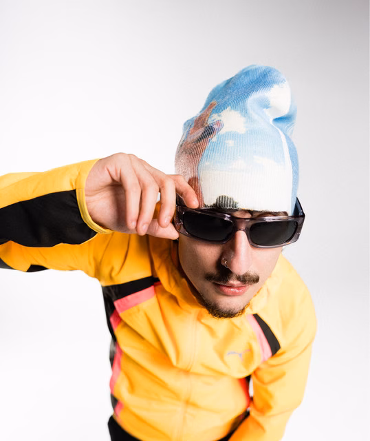 Adrián Mills - photo 39